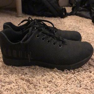 Black womens 8.5 nobull shoes